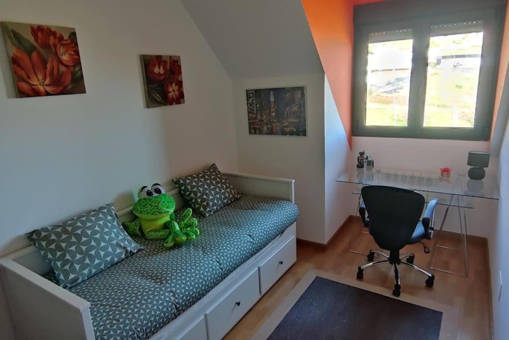 Atico Mirador Del Naranco, Parking Gratuito, Wifi, Zona Residencial Appartement Oviedo Buitenkant foto