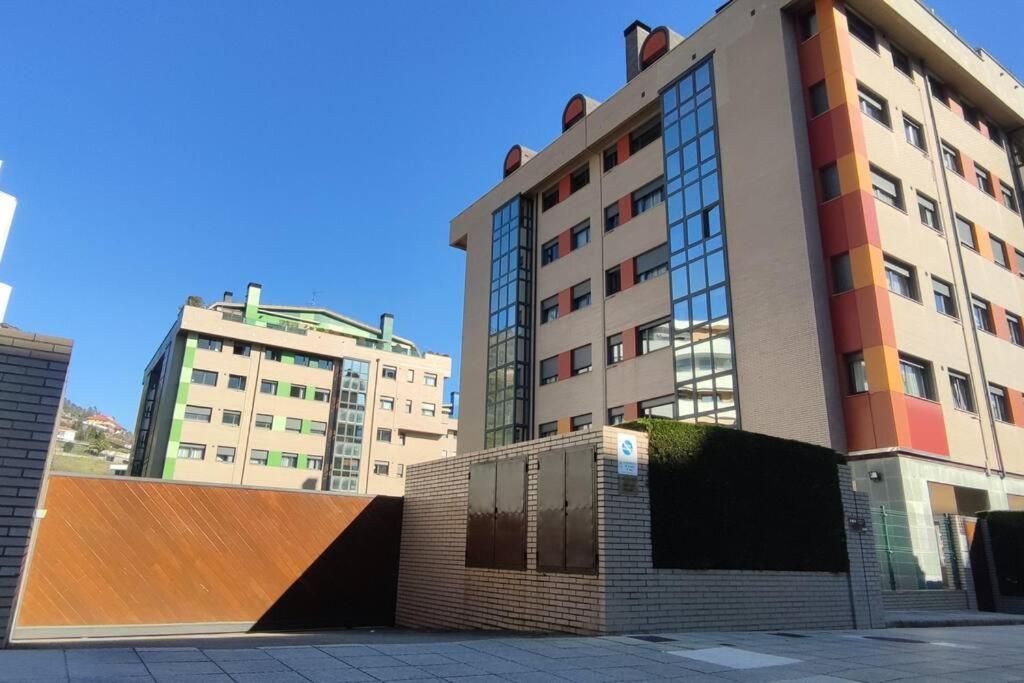 Atico Mirador Del Naranco, Parking Gratuito, Wifi, Zona Residencial Appartement Oviedo Buitenkant foto